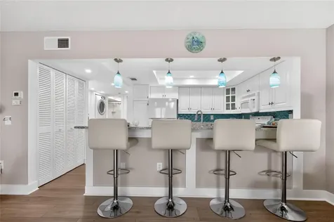 2810 N Beach Road Englewood FL 34223