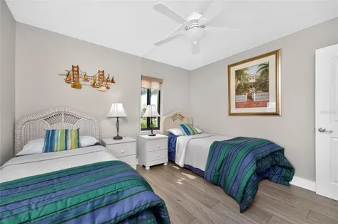 2810 N Beach Road Englewood FL 34223