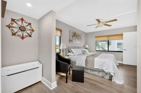 2810 N Beach Road Englewood FL 34223