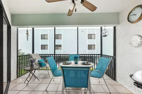 2810 N Beach Road Englewood FL 34223