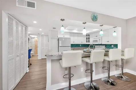 2810 N Beach Road Englewood FL 34223