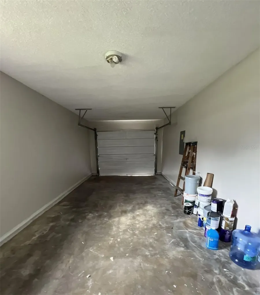 319 Oak Track Drive Ocala FL 34472