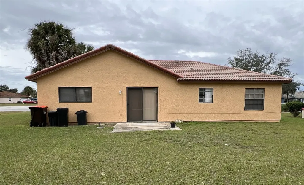 319 Oak Track Drive Ocala FL 34472