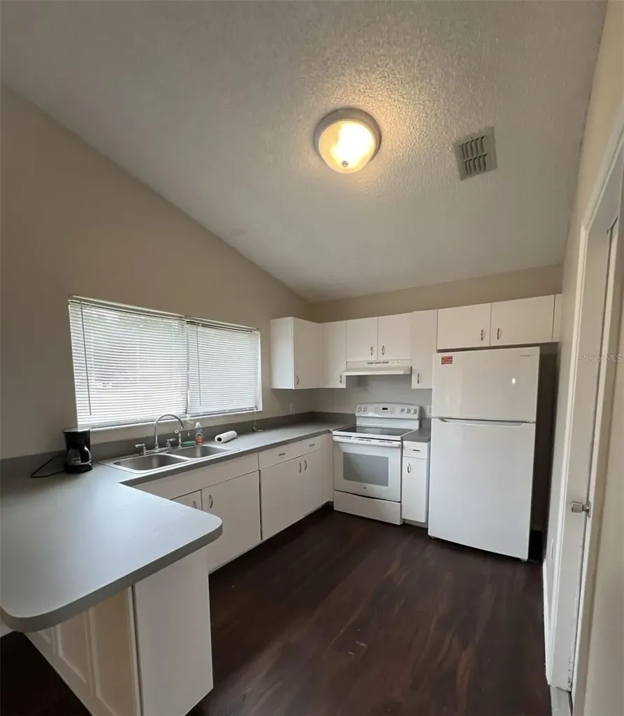 319 Oak Track Drive Ocala FL 34472