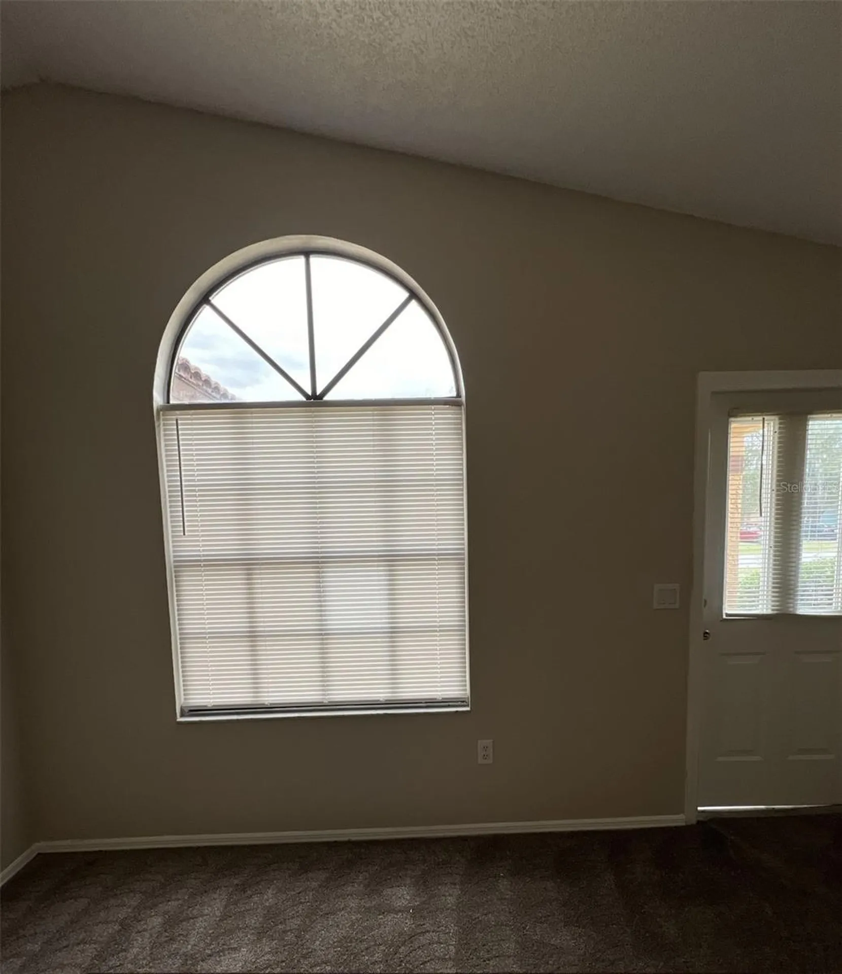 319 Oak Track Drive Ocala FL 34472