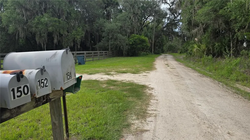 150 Hunter Road Palatka FL 32177