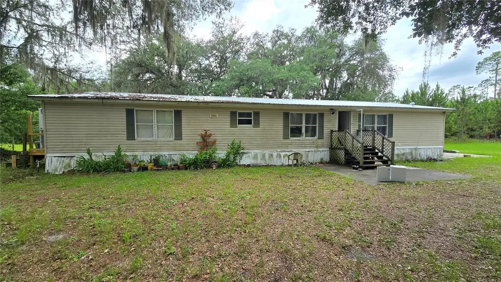 150 Hunter Road Palatka FL 32177
