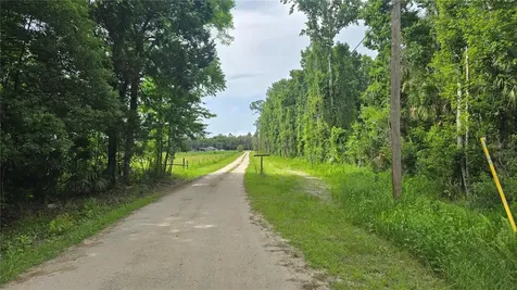150 Hunter Road Palatka FL 32177