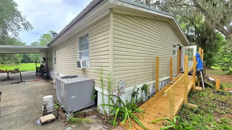 150 Hunter Road Palatka FL 32177