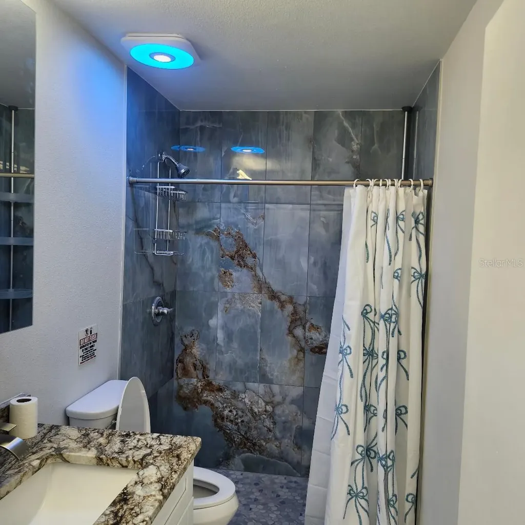 15406 Avalon Avenue Clearwater FL 33760