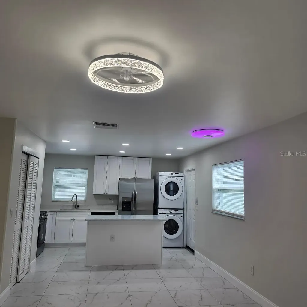 15406 Avalon Avenue Clearwater FL 33760