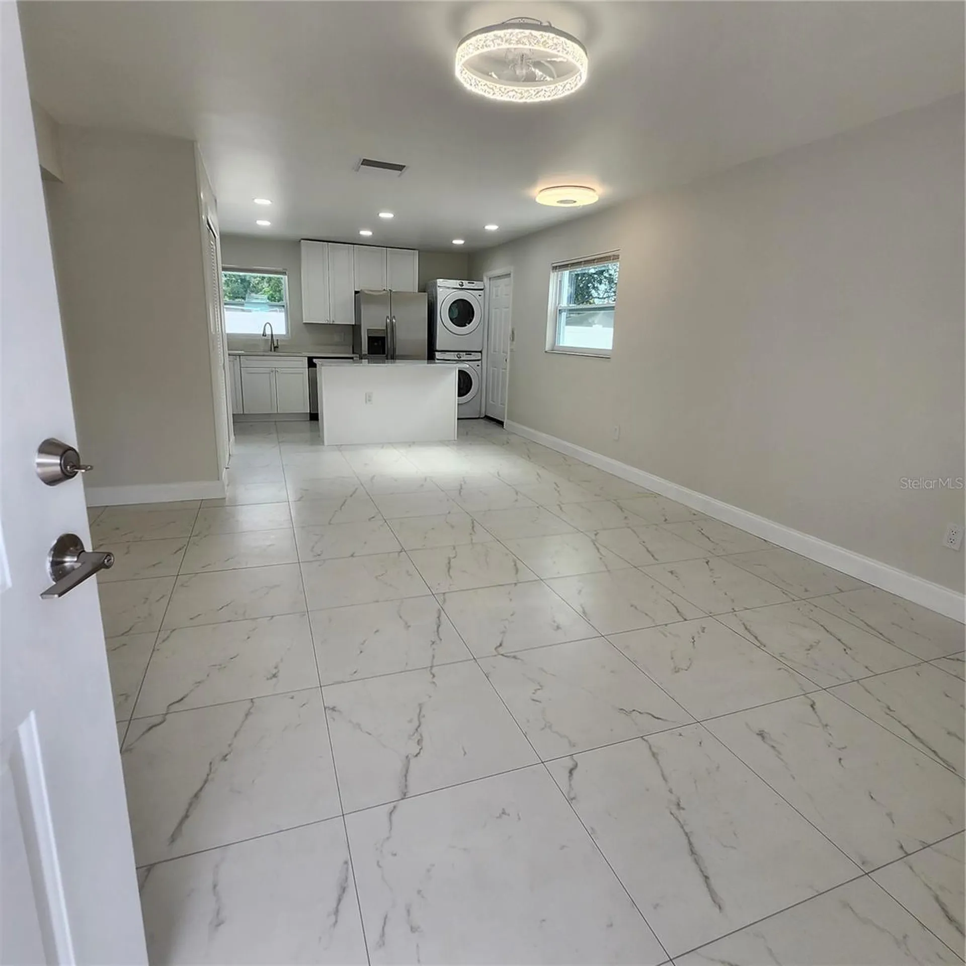 15406 Avalon Avenue Clearwater FL 33760