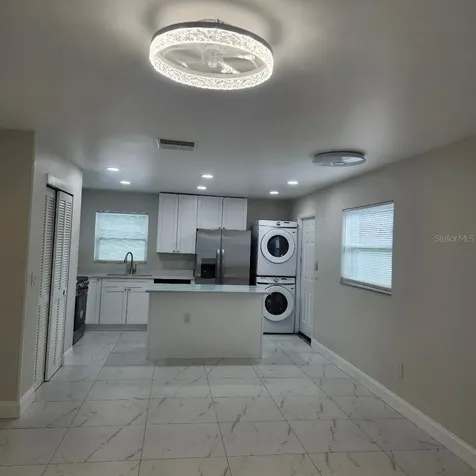 15406 Avalon Avenue Clearwater FL 33760