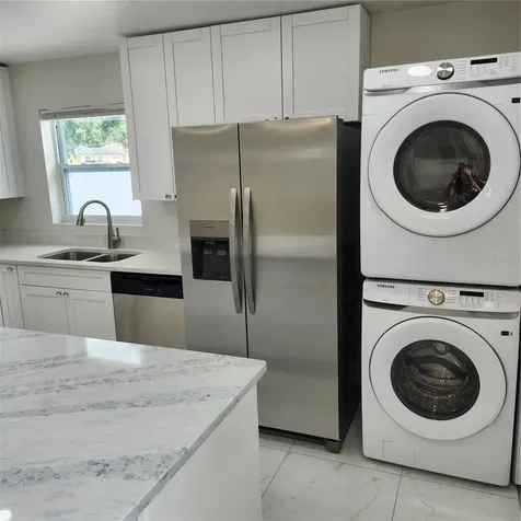 15406 Avalon Avenue Clearwater FL 33760