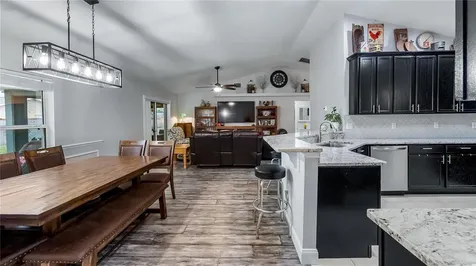 406 S Palm Avenue Howey In The Hills FL 34737