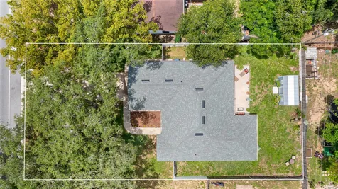 406 S Palm Avenue Howey In The Hills FL 34737
