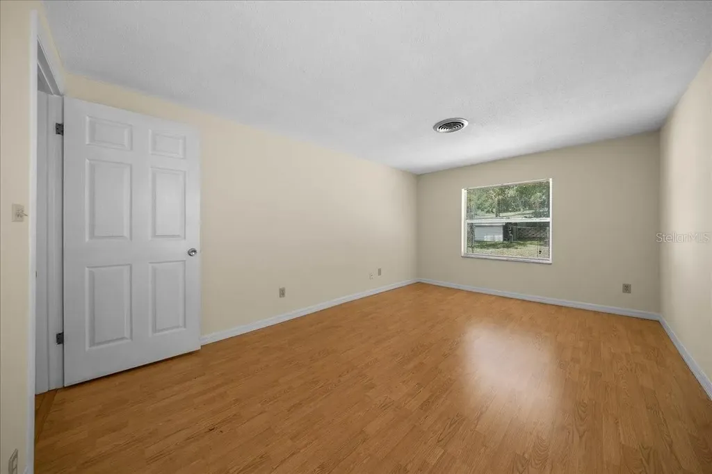 13495 SE 108th Court Road Ocklawaha FL 32179