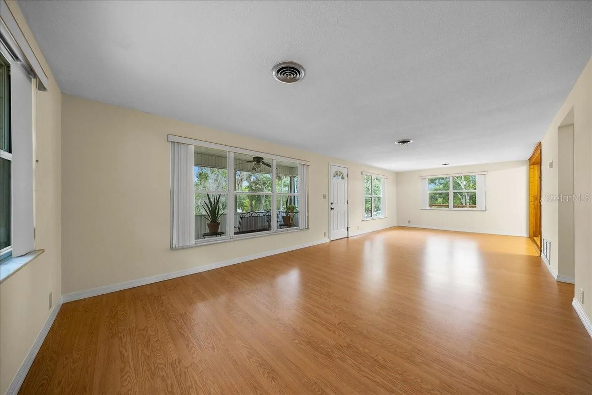 13495 SE 108th Court Road Ocklawaha FL 32179