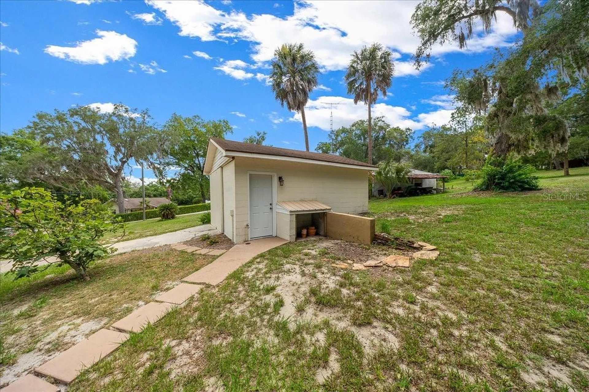 13495 SE 108th Court Road Ocklawaha FL 32179