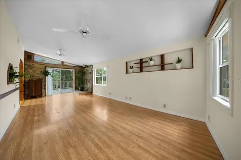 13495 SE 108th Court Road Ocklawaha FL 32179
