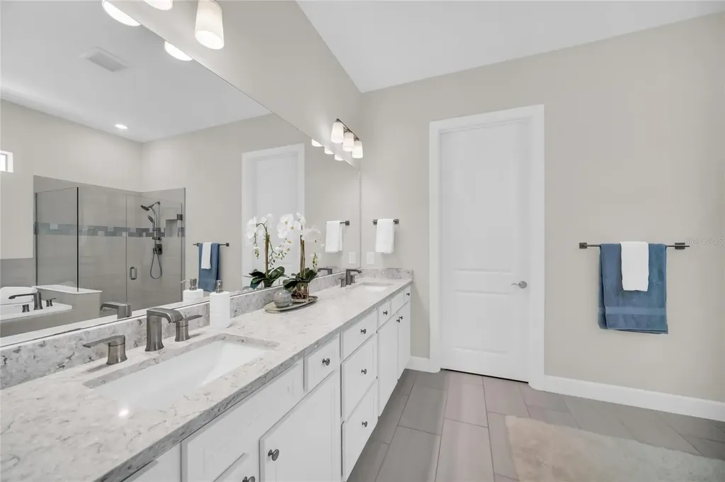 16438 Slate Place Lakewood Ranch FL 34211