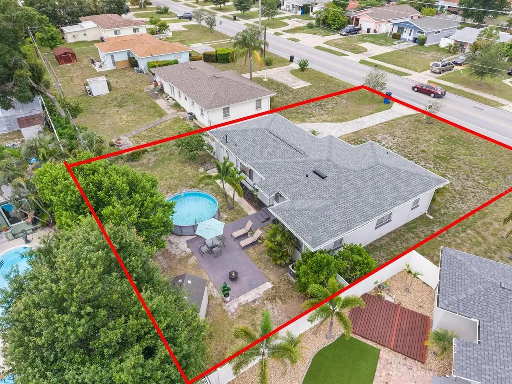 3712 30th Avenue N St Petersburg FL 33713