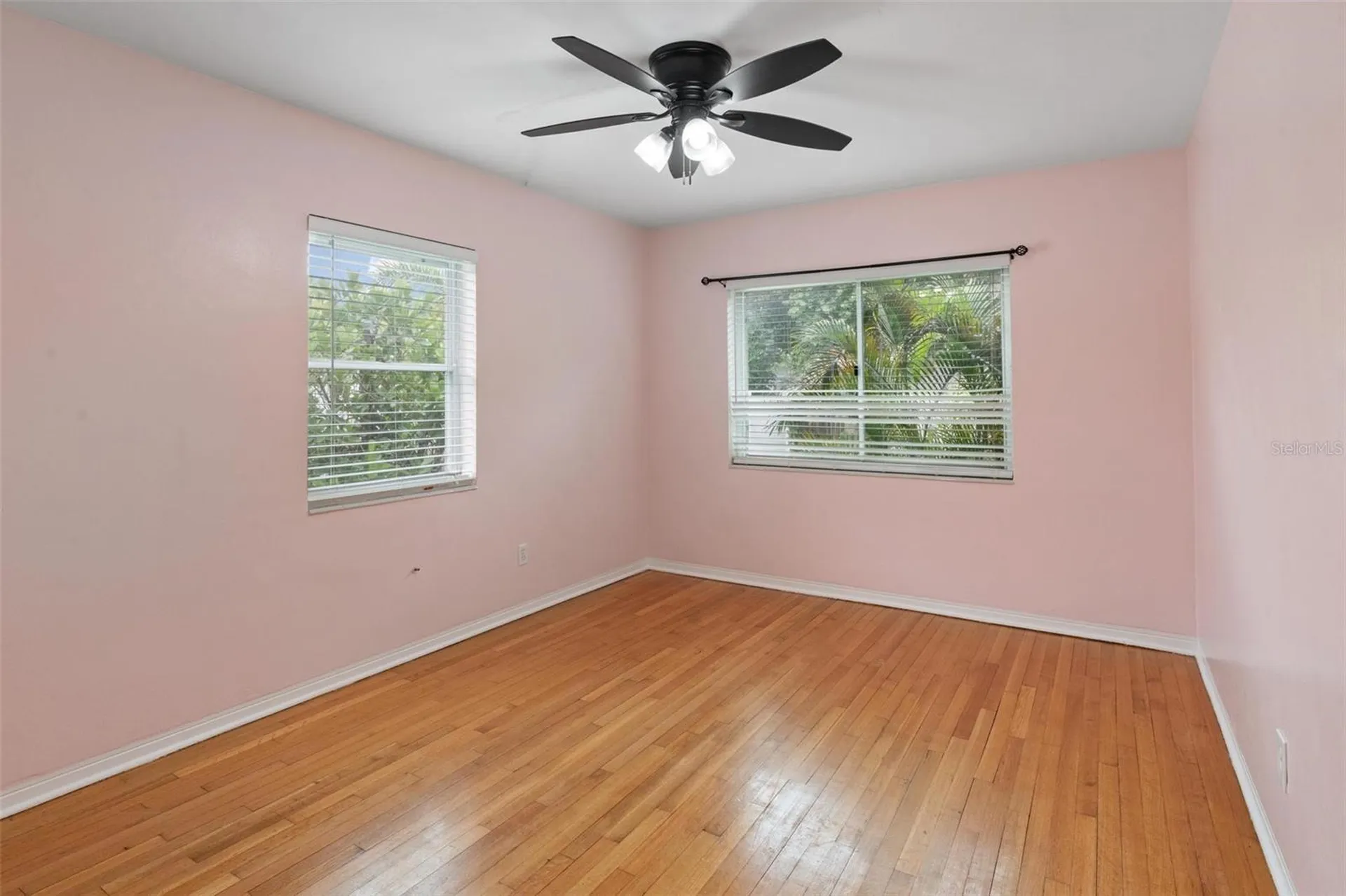 3712 30th Avenue N St Petersburg FL 33713