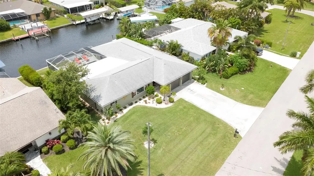 1820 SE 36th Terrace Cape Coral FL 33904