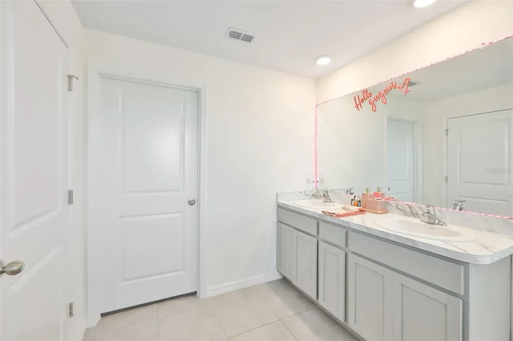 5244 Fiddle Fig Avenue Wimauma FL 33598