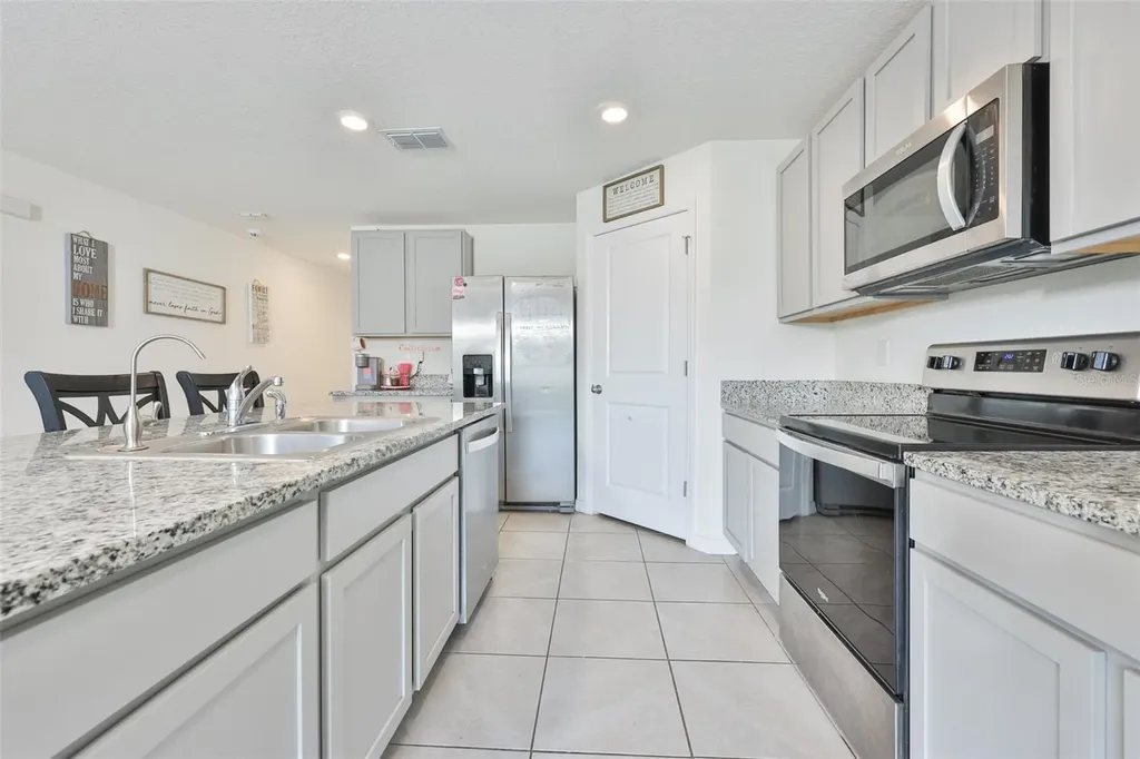 5244 Fiddle Fig Avenue Wimauma FL 33598