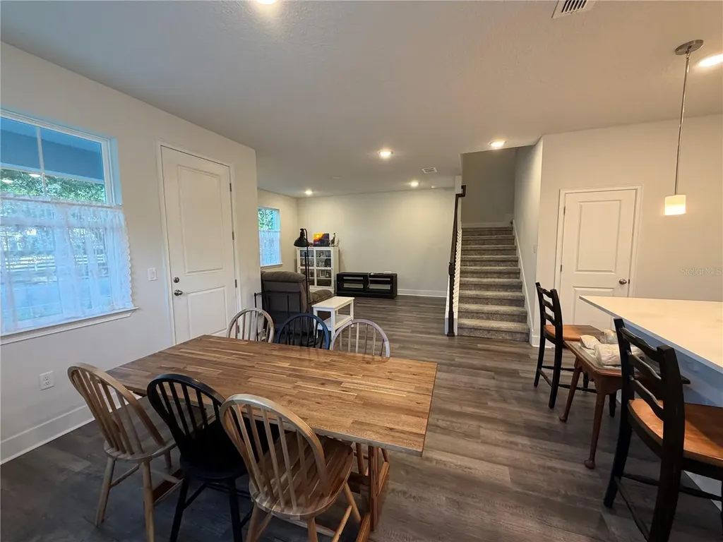 6943 Five Oaks Drive Harmony FL 34773