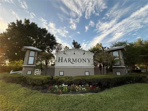 6943 Five Oaks Drive Harmony FL 34773