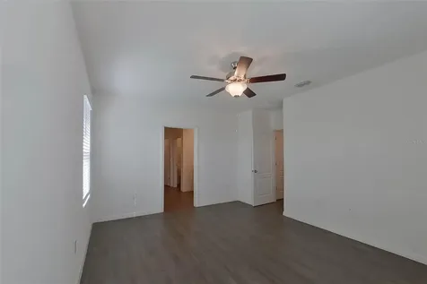 32005 Katelin Circle Leesburg FL 34748