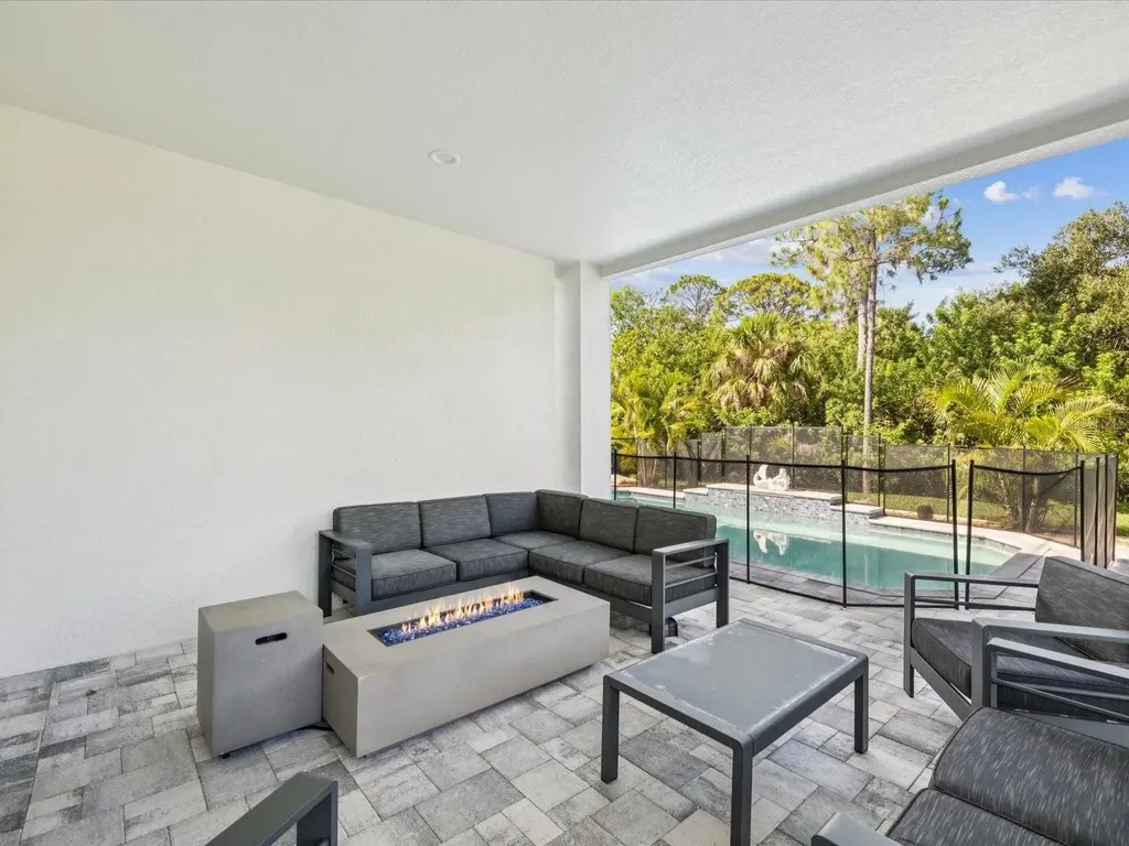 5621 Egrets Place New Port Richey FL 34652