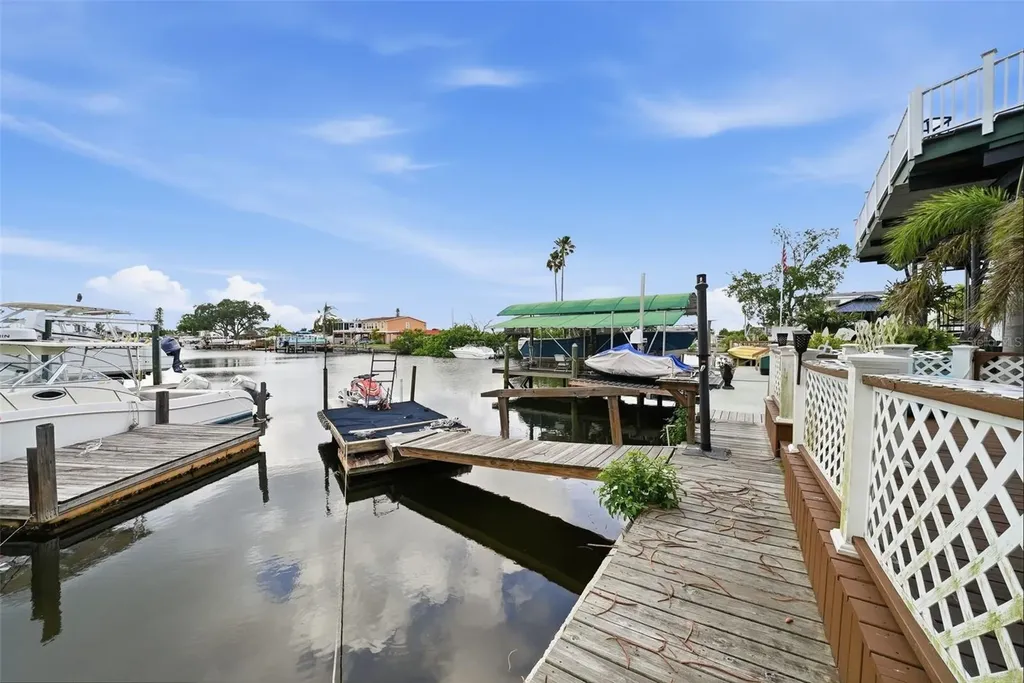 6439 Tower Drive Hudson FL 34667