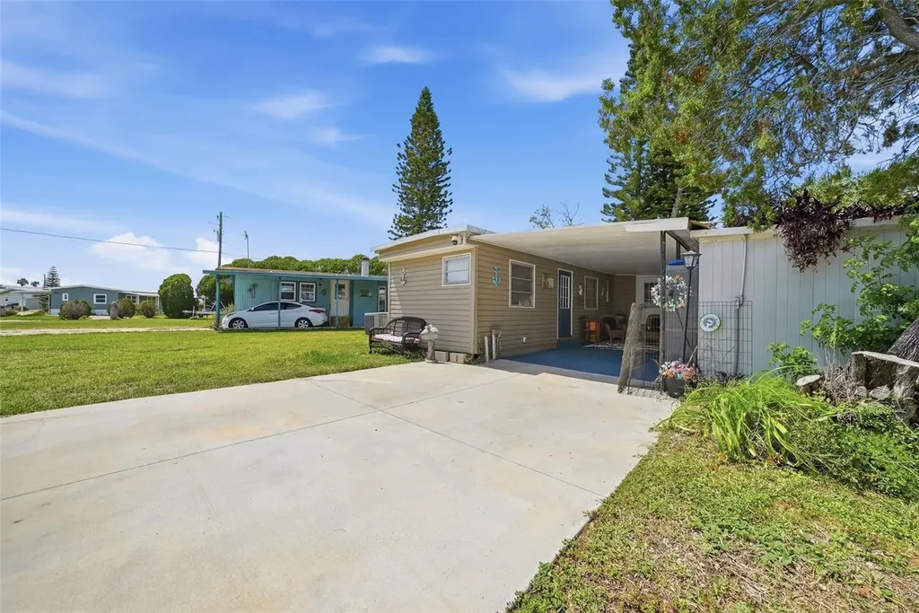 6439 Tower Drive Hudson FL 34667