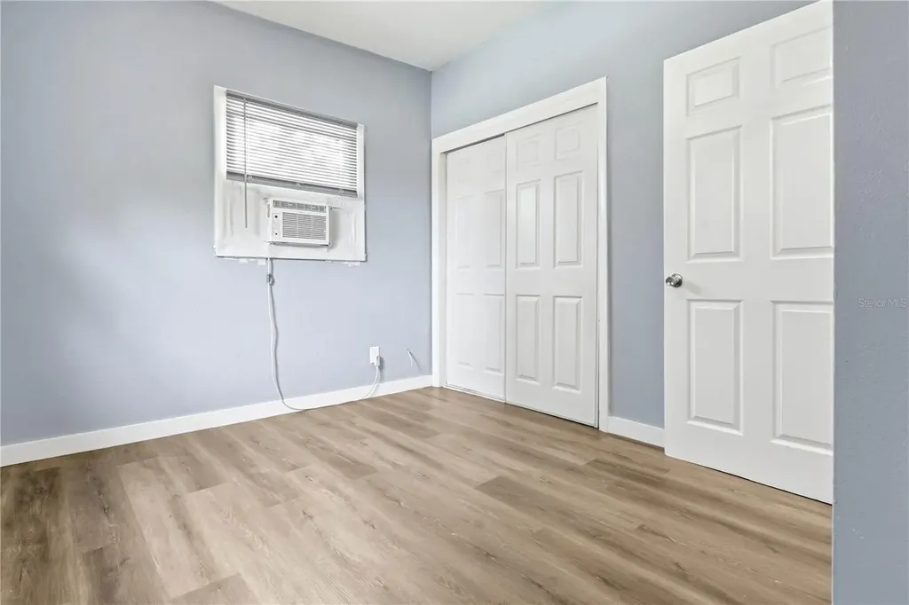 3305 Oakley Avenue St Petersburg FL 33712