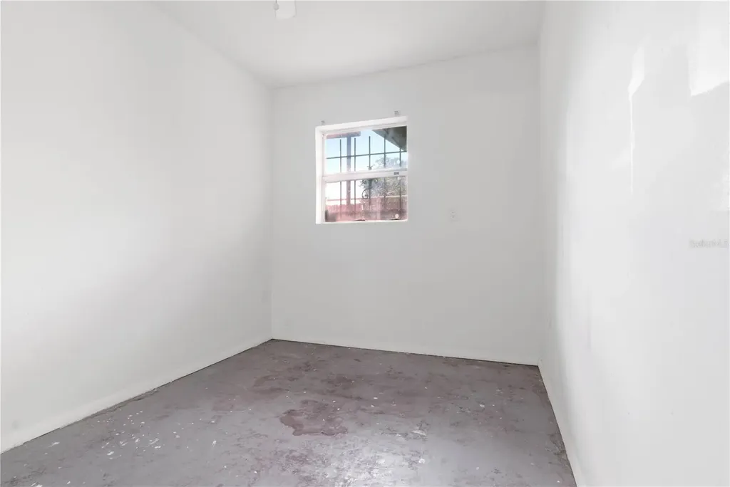 3305 Oakley Avenue St Petersburg FL 33712