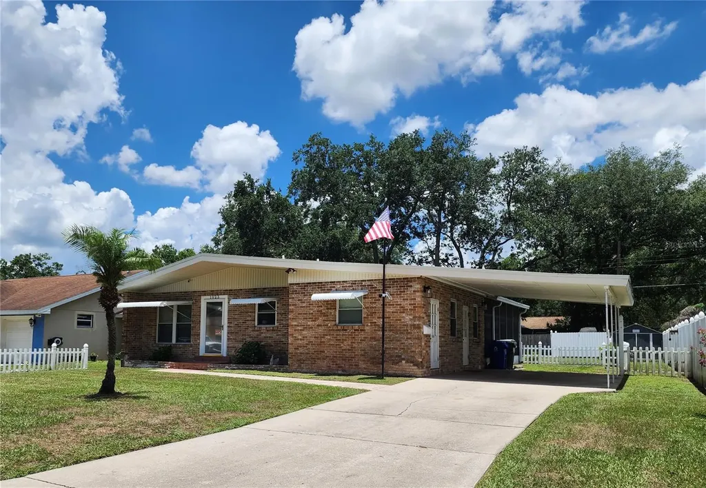 1023 Bonnie Drive Lakeland FL 33803