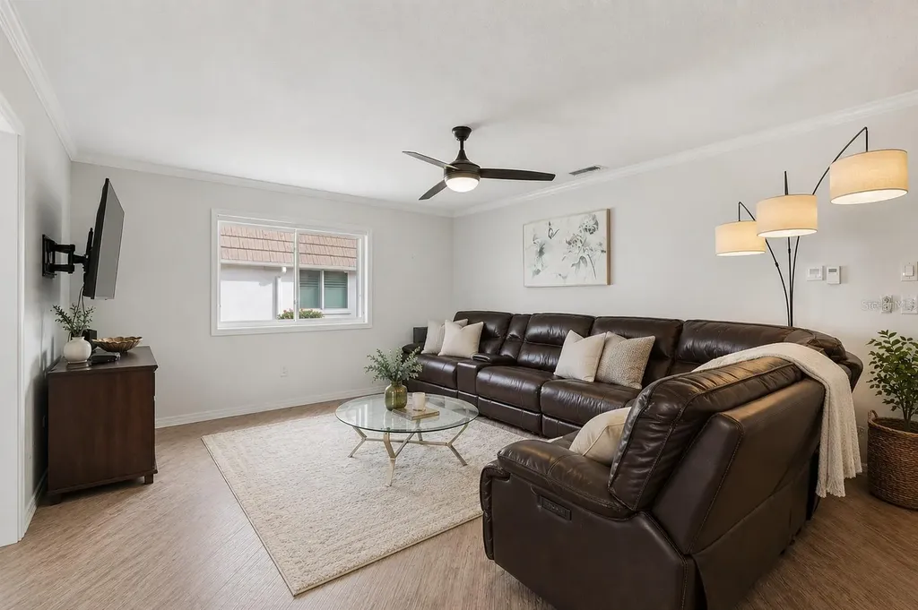 2731 Riverbluff Way Sarasota FL 34231