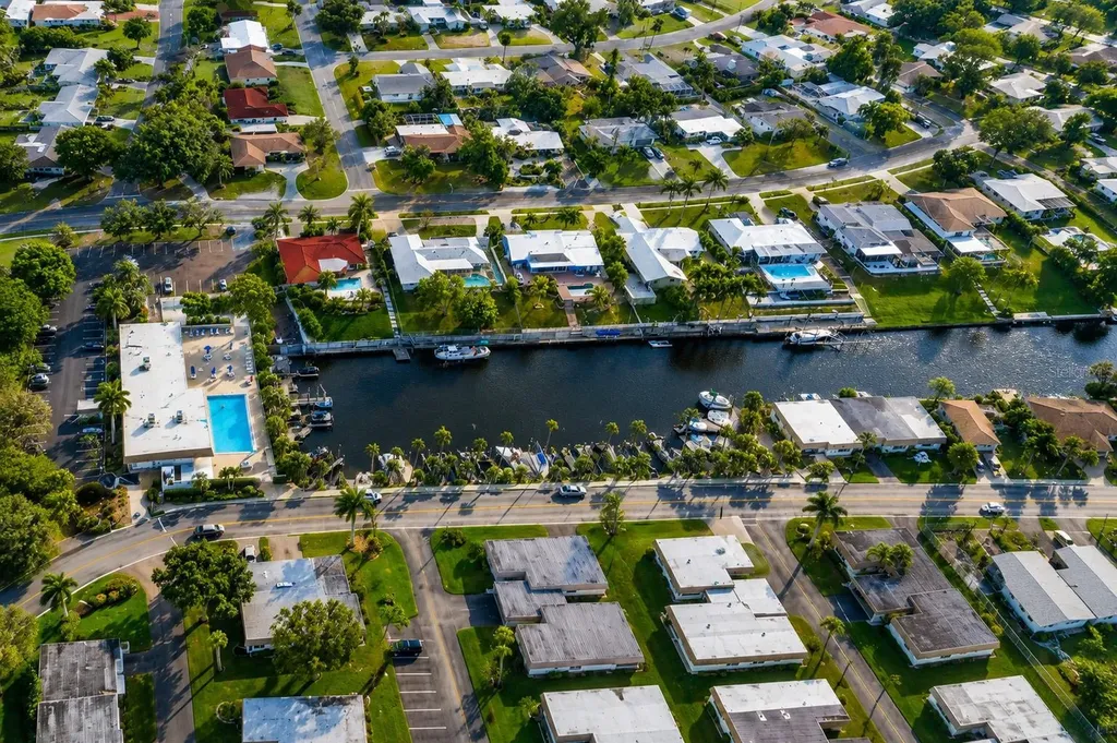 2731 Riverbluff Way Sarasota FL 34231