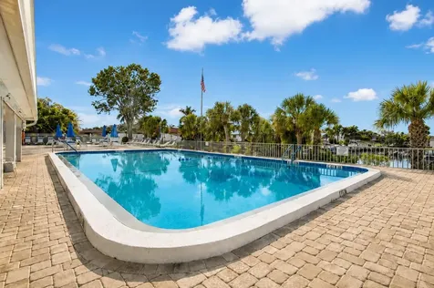 2731 Riverbluff Way Sarasota FL 34231