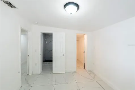 4250 Lake Avenue Kissimmee FL 34746