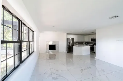 4250 Lake Avenue Kissimmee FL 34746