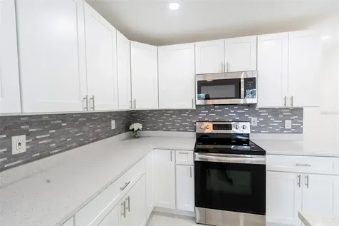 4250 Lake Avenue Kissimmee FL 34746