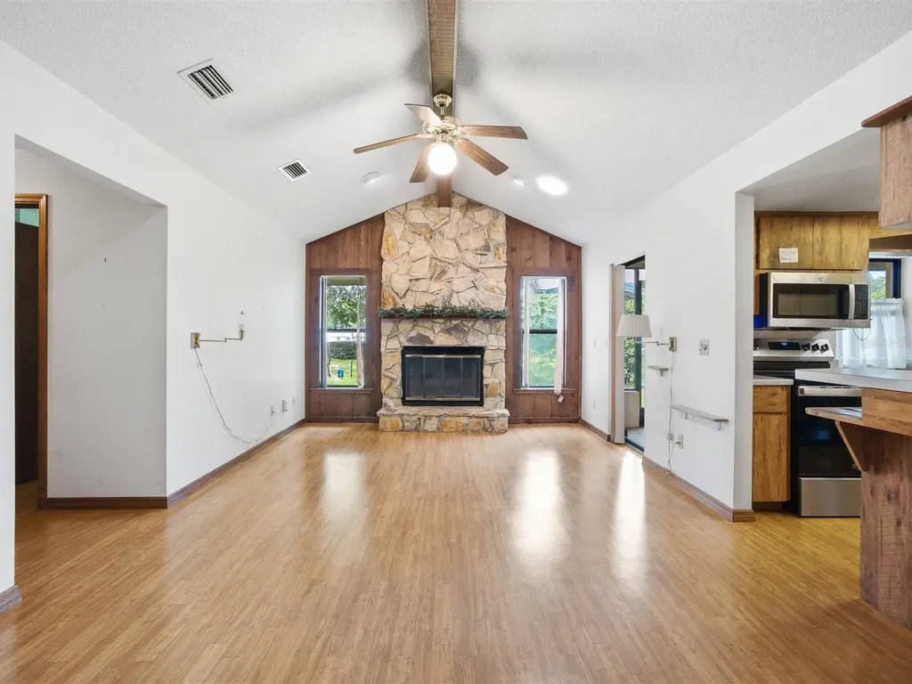 4 Redbay Court E Homosassa FL 34446