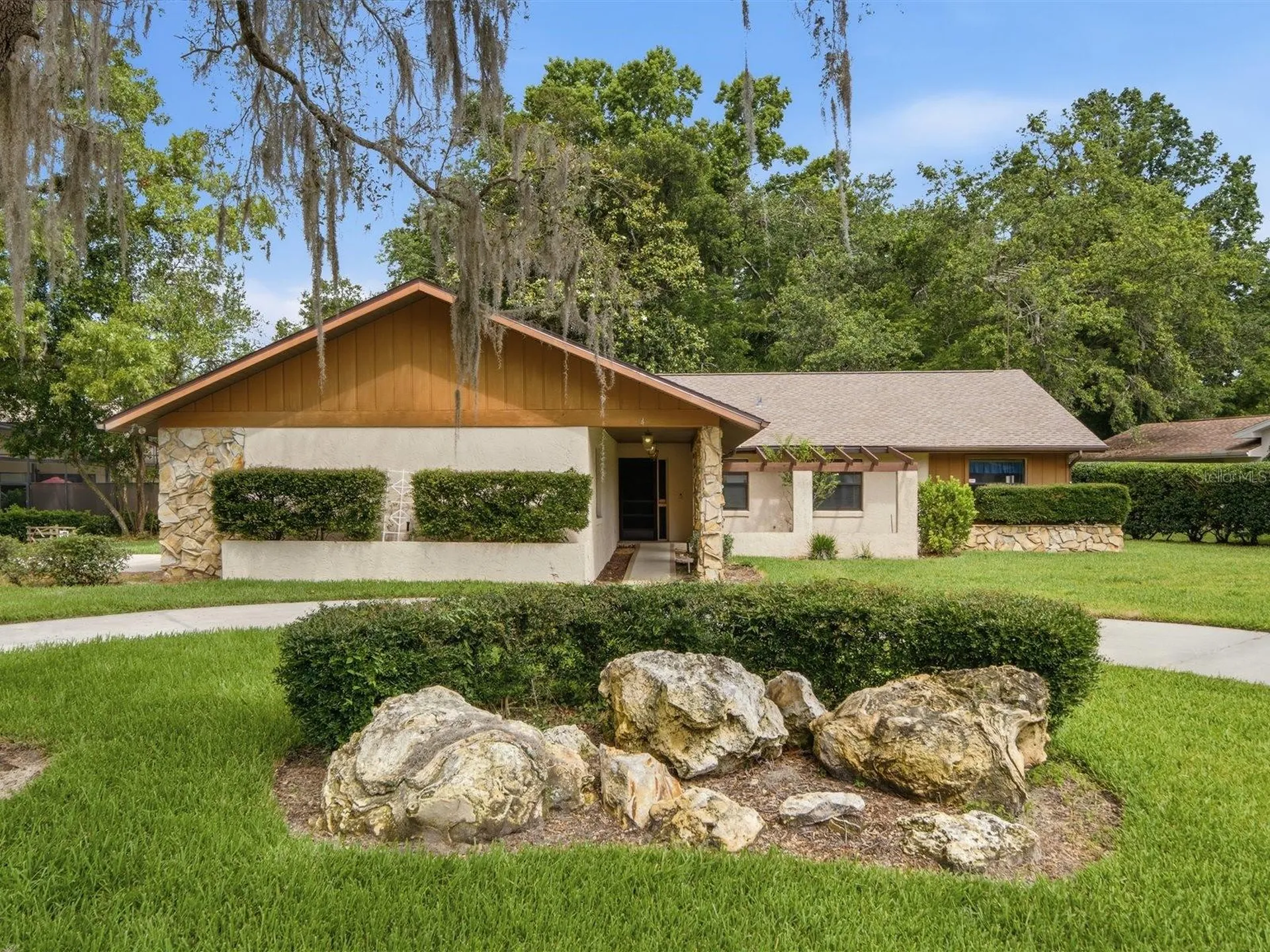 4 Redbay Court E Homosassa FL 34446