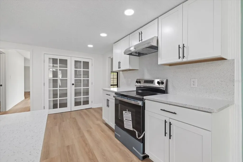 2818 Olympic Street Sarasota FL 34231