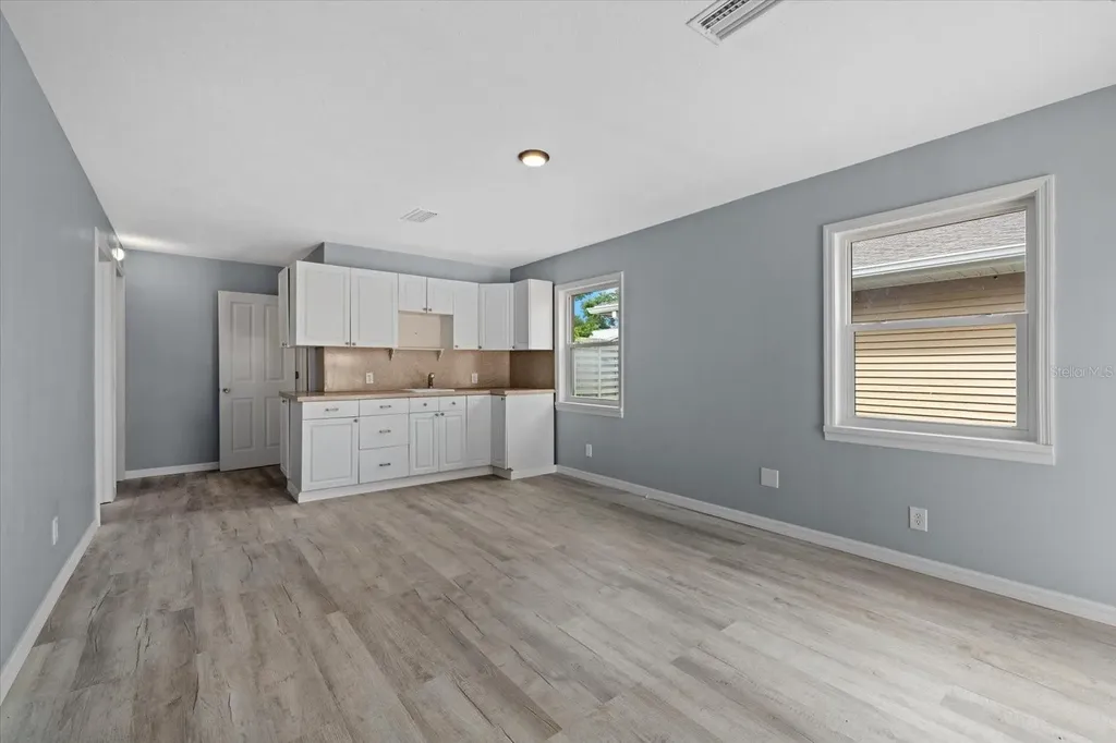 2818 Olympic Street Sarasota FL 34231