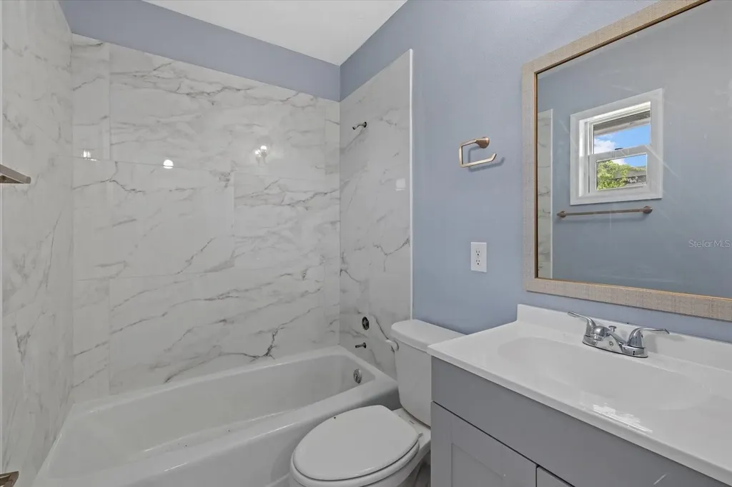 2818 Olympic Street Sarasota FL 34231